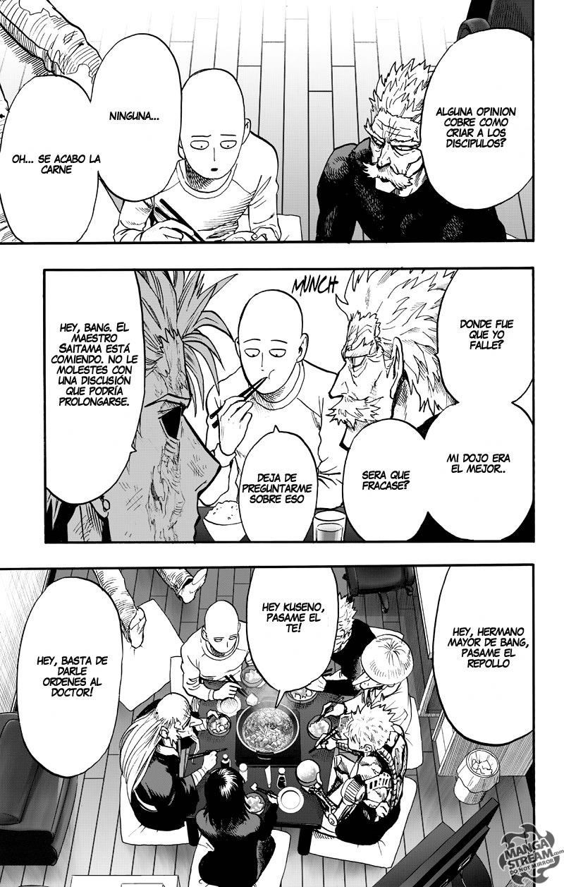 Read One Punch Man ES Manga Online